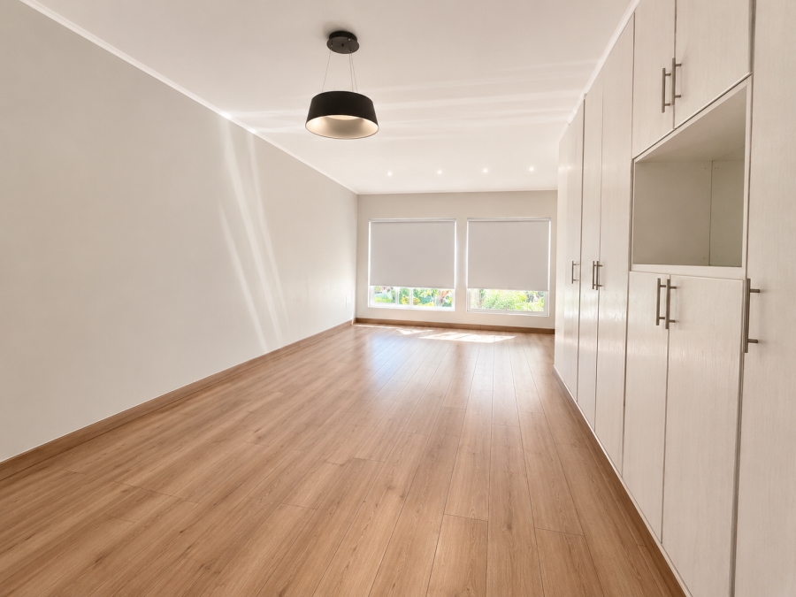 To Let 3 Bedroom Property for Rent in Flamwood North West